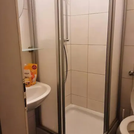 Alfred First Apartment